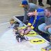 La carrera de bebes que hizo un equipo de la NBA en un entretiempo