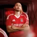 Benfica y adidas lanzaron la nueva camiseta titular para la pr&oacute;xima temporada