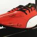 Se subasta una zapatilla de Bolt por m&aacute;s de cuatro mil euros