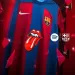 La camiseta del Barcelona con el logo de los Rolling Stones est&aacute; siendo un &eacute;xito