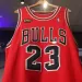 La camiseta de Jordan super&oacute; a Maradona y se convirti&oacute; en la m&aacute;s cara de la historia