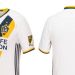 LA Galaxy exhibi&oacute; su flamante uniforme  