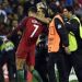 La UEFA pidi&oacute; a las selecciones que dejen de entrar con familiares a las canchas