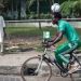 Un futbolista nigeriano traslad&oacute; una pelota en su cabeza por 103 kil&oacute;metros