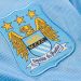 Manchester City consulta a sus hinchas para cambiar su escudo