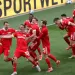El club que hace unos a&ntilde;os casi desaparece y hoy lidera la Bundesliga