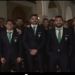 De futbolistas a cantantes para el saludo de Navidad