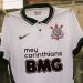 Los hinchas del Corinthians buscan que su sponsor m&aacute;s importante cambie sus colores en la camiseta