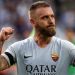 La Serie A proh&iacute;be las cintas de capitanes personalizadas y De Rossi sorprende con un dise&ntilde;o especial en su interior