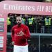 Emirates us&oacute; el deporte para presentar su nueva firma &ldquo;Fly Better&rdquo;