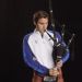 Con pollera escocesa y gaita, Federer promocion&oacute; un partido ben&eacute;fico