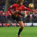 Fellaini denunci&oacute; a su marca deportiva y la acus&oacute; de causarle lesiones