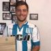 Racing le envi&oacute; un carnet y camiseta a una de las promesas del Real Madrid, hincha del club