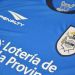 Penalty present&oacute; la nueva camiseta alterna de Gimnasia de La Plata inspirada en un modelo de hace 20 a&ntilde;os