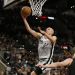 &ldquo;Manu&rdquo; Gin&oacute;bili rompi&oacute; otro r&eacute;cord y alcanz&oacute; una cifra que le pertenec&iacute;a a Michael Jordan