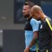 Una estricta alimentaci&oacute;n y ex&aacute;menes de ingl&eacute;s: Otamendi revel&oacute; algunos de los secretos del trabajo de Guardiola