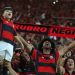 Los hinchas de Flamengo podr&iacute;an viajar a la final de la Libertadores con colectivos propios del club
