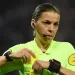 Stephanie Frappart, la primera mujer en dirigir un partido de selecciones en Wembley