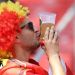 Inglaterra imita a la UEFA y habilitar&iacute;a el consumo de alcohol en los estadios