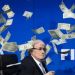 Blatter a&uacute;n sigue cobrando su sueldo como Presidente de FIFA 