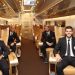 Los jugadores de la Juventus se divierten en el tren oficial