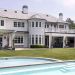 Todos los lujos de la mansi&oacute;n que LeBron James vende por 20 millones de d&oacute;lares