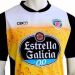 El Lugo present&oacute; su particular camiseta que simula una cerveza