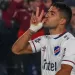 Luis Su&aacute;rez vendi&oacute; m&aacute;s camisetas en dos meses que Nacional en un a&ntilde;o