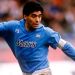 Pusieron a la venta una camiseta de Maradona con un misterioso objeto 