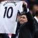 Maradona fue ovacionado en Wembley durante un partido de la Premier League
