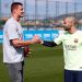 Javier Mascherano prob&oacute; suerte en el f&uacute;tbol americano
