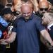 Mayweather y un cheque de 100 millones para convencer  a sus fan&aacute;ticos de acompa&ntilde;ar la pelea frente a McGregor 