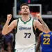 La NBA aprob&oacute; la venta de Dallas Mavericks a la familia Adelson