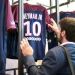 El PSG lanza una nueva l&iacute;nea de productos con Neymar Jr. como imagen