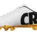 Cristiano Ronaldo tiene botines de "oro" para la final de la Copa del Rey