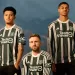 El novedoso dise&ntilde;o de adidas en la camiseta suplente del Manchester United