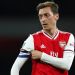 Los motivos detr&aacute;s del retiro a &Ouml;zil del PES 2020