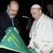 Directivos del Chapecoense visitaron al Papa y le entregaron una camiseta homenaje
