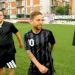Dos futbolistas argentinos reversionaron el hit del Papu G&oacute;mez