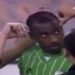 En Arabia Saudita obligaron a un arquero a que se cortara el pelo antes de un partido