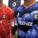 Un club present&oacute; su camiseta de frutillas y moras