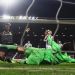 El motivo por el cual la Premier League analizar&iacute;a jugar las noches