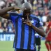 &iquest;Por qu&eacute; los clubes venden m&aacute;s camisetas sin main sponsor?