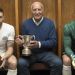 El Queens Park Rangers present&oacute; su elegante camiseta homenaje a 50 a&ntilde;os del t&iacute;tulo
