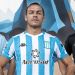 Racing present&oacute; sus nuevas camisetas inspiradas en los 70 a&ntilde;os del "Cilindro"