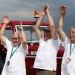 El grupo de amigos que lleg&oacute; a Rusia desde Suiza viajando en tractor