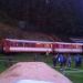 El estadio al que atraviesa un tren en pleno partido