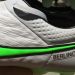T&eacute;vez mostr&oacute; sus botines para la final de la Champions