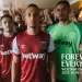 &iquest;Por qu&eacute; el West Ham present&oacute; su nueva camiseta con burbujas impresas?