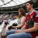 El West Ham sancionar&aacute; a los hinchas que alienten de pie
